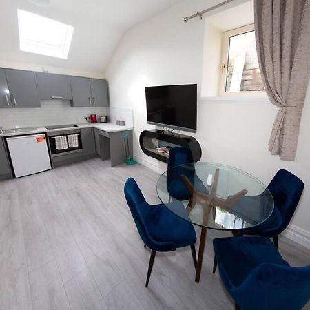 Unit 4 Tranquil Harbourside Retreat- Central Location Cobh Buitenkant foto